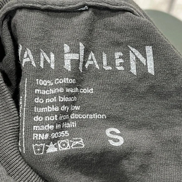 Van Halen 1979 Tour Rock n' Roll Retro Music Crewneck Womens Tshirt - Picture 7 of 8